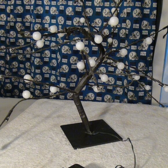 River of Goods Blooming Cherries LED Tree 18" Connected with 20ft Cord - Picture 11 of 12
